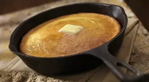 Царевичен хляб в тиган