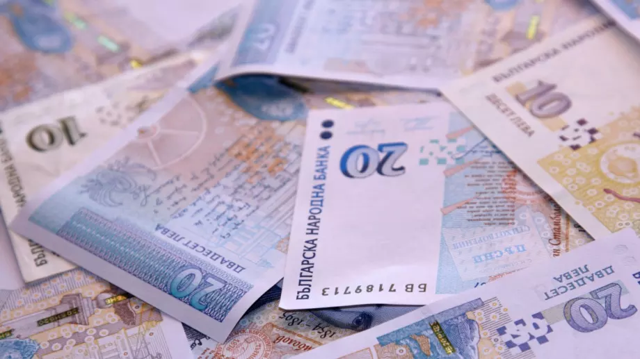 2 млрд. евро по-малко изпращат емигрантите у нас