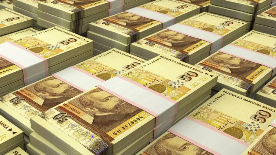 Здравната система се нуждае от още 214 млн. лева за новата Covid вълна