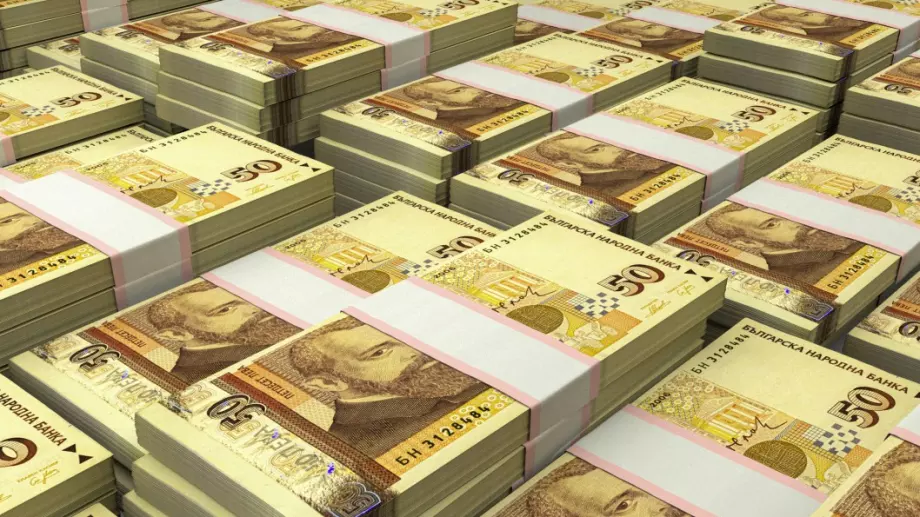 Правителството премахна тавана на заплатите в 17 държавни предприятия 