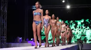 Свет и Таня Стрингс откриха втората вечер на Summer Fashion Weekend 2020