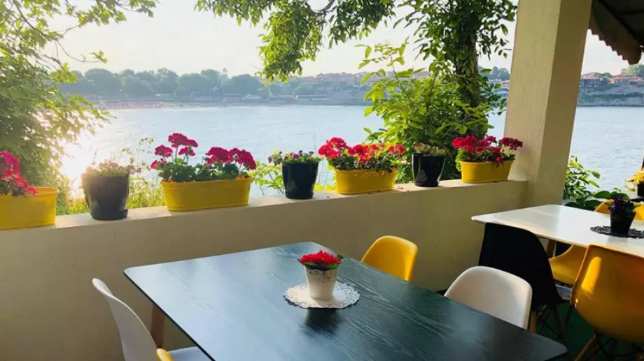 Започна набирането на персонал за Южното Черноморие