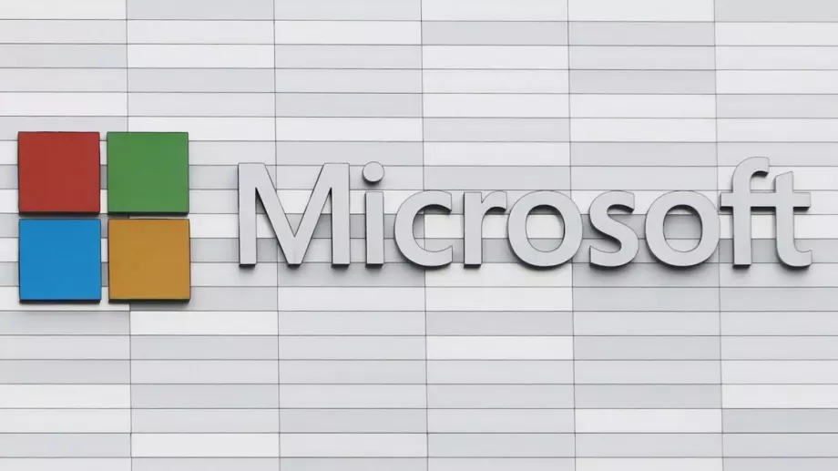 Microsoft съкращава близо 1000 служители след спад на приходите