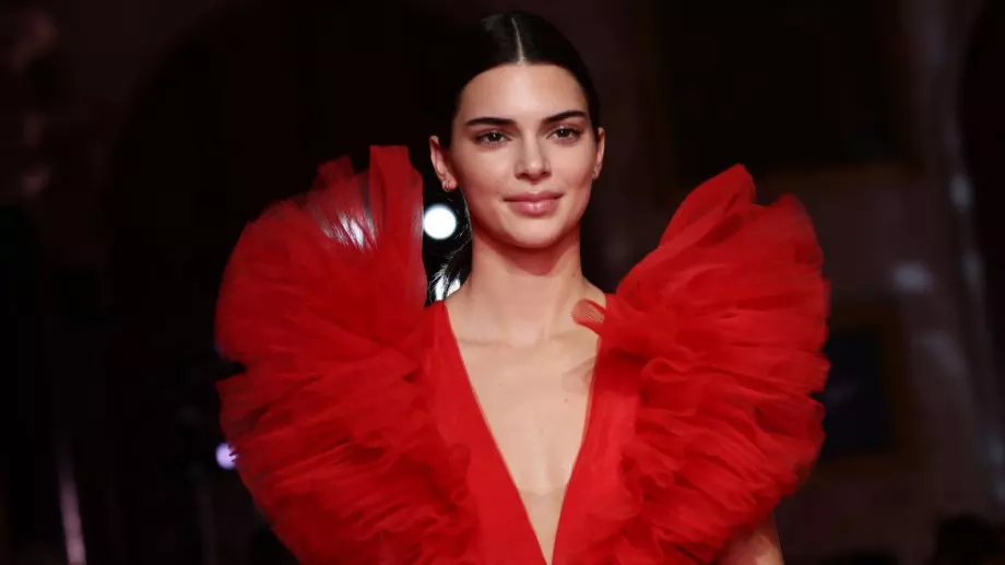 Разгледайте дома на Кендъл Дженър (ВИДЕО)