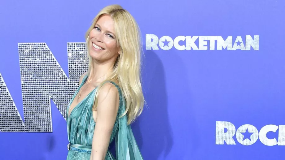 Клаудия Шифър - един супермодел на 50 