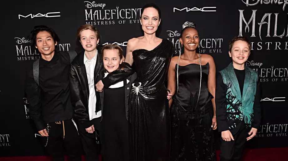 Анджелина Джоли се мести в Лондон с децата