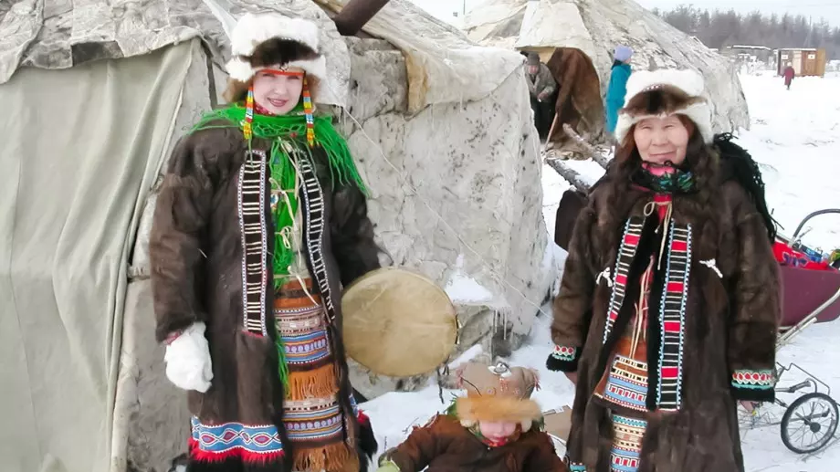 Странните сибирски обичаи при раждане