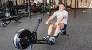 Нестле за Живей Активно предизвика Владо Николов да ходи пеша