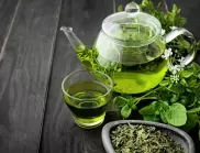 Може ли да се пие зелен чай на гладно?