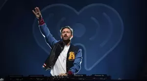 Давид Гета и Сия със силно послание за любов 