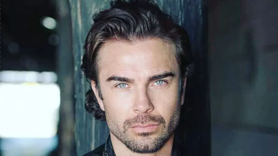 Актьорът Антон Касабов: В София най-много харесвам социалния живот