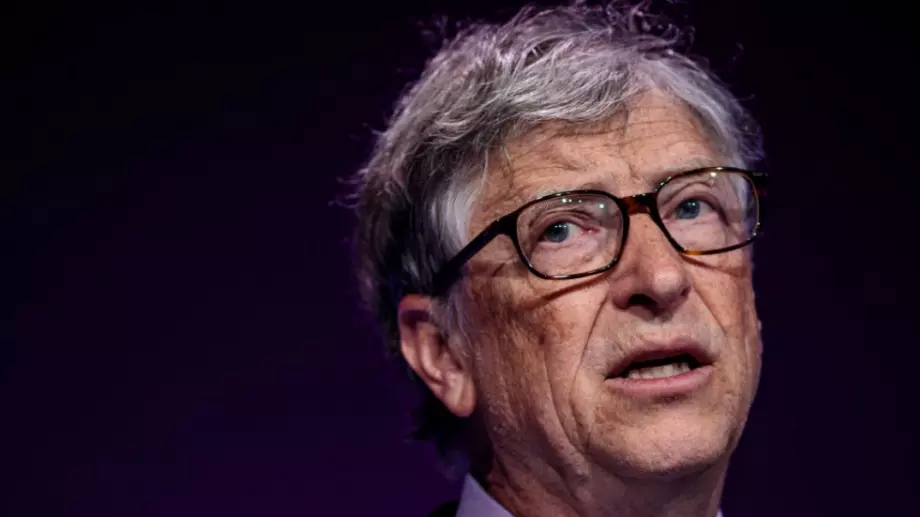 Microsoft разследвали Бил Гейтс за връзка със служителка