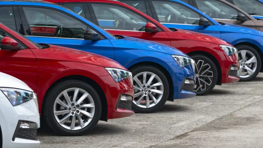 Държавата субсидира покупка на нова кола с до 10 000 лева