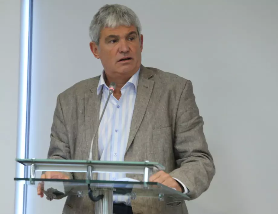 Пламен Димитров: Два милиона българи не могат да се отопляват адекватно през зимата