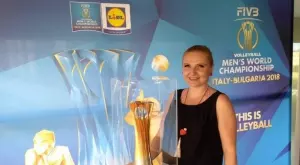 Работата ми в Lidl никога не ме е изправяла пред избора кариера или родителство