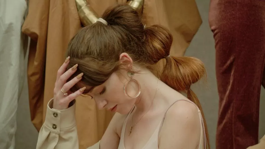 Актрисата и модел Глория Петкова дебютира и като певица (ВИДЕО)