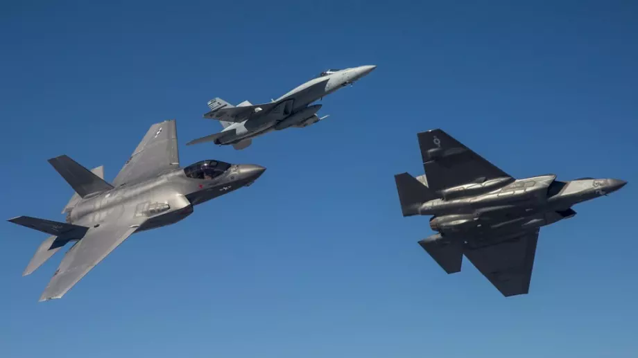 Швейцария ще купи от САЩ 80 модерни изтребителя