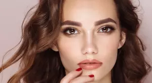 Хората с кафяви очи пият по-малко алкохол