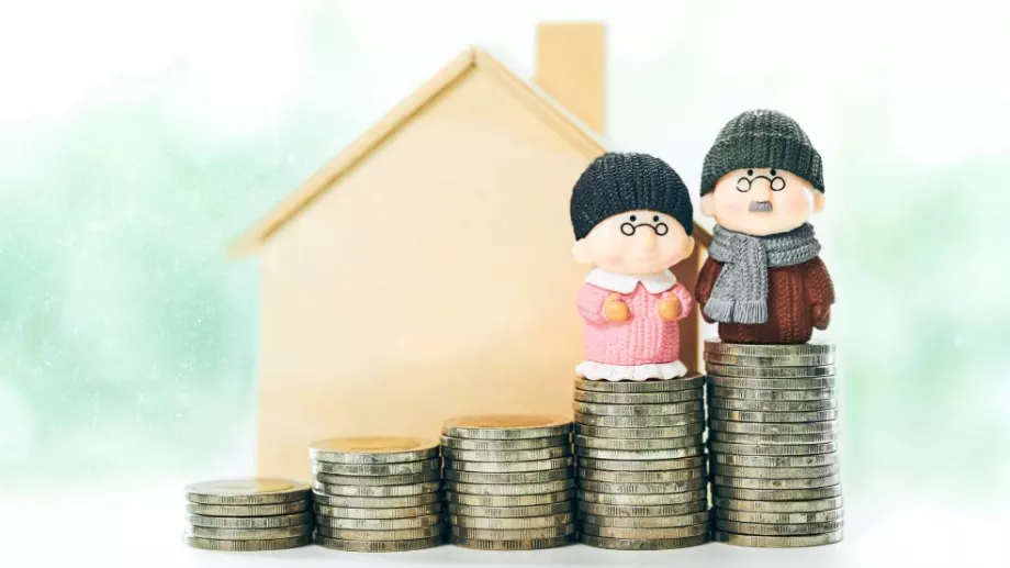 Минималната пенсия скача на 500 лева с Великденския бонус