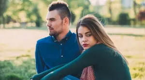 9 знака, с които тялото ви казва, че той НЕ е за вас