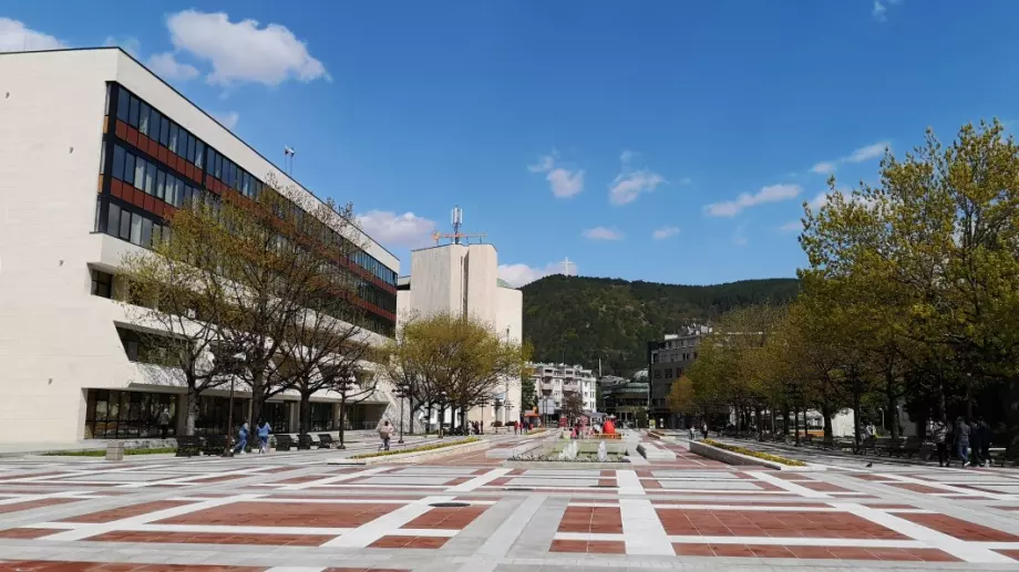 Подготвят пълна блокада и вечерен час в Благоевград