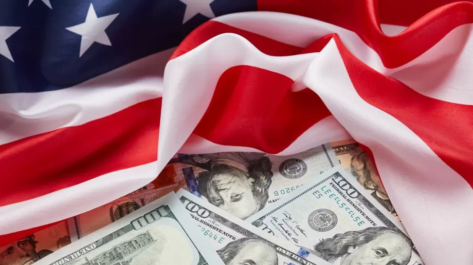 Бързото поскъпване на долара е риск за световната икономика