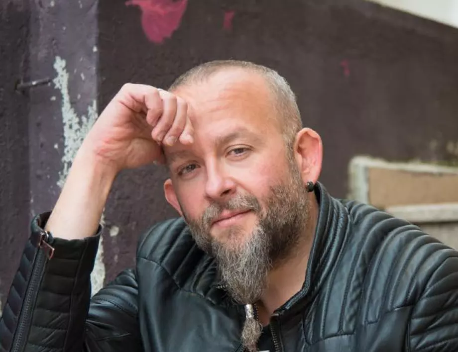 Бимбалов: Дори и в най-новото ни външно министерство мирише на стари ченгета