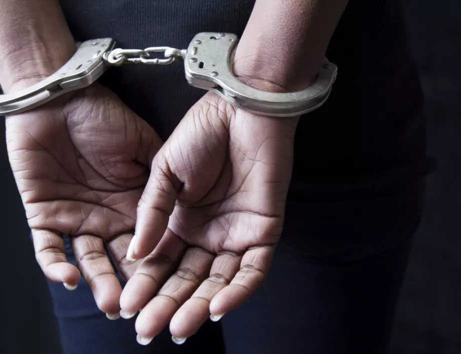 Жена се опита да изтегли голям кредит с фалшиви документи в София