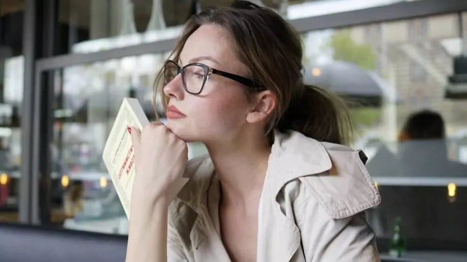 Мария Бакалова: Дъщеря на Борат и звезда в САЩ (ВИДЕО)