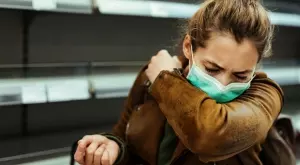 Ето до колко дни коронавирусът се задържа върху маската