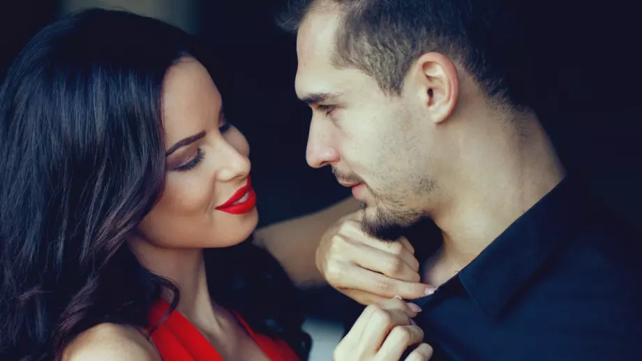 Зодиите, които се влюбват в парите, а не в човека