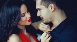 Трите зодии, които привличат мъжете като магнит