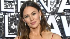 Рецептата за тесто за пица на Дженифър Гарнър, по която всички полудяха (ВИДЕО)