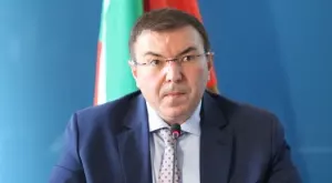 Вижте красивата жена на здравния министър (СНИМКИ)