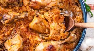 Пиле с прясно зеле