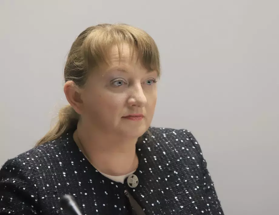 Деница Сачева: 284 хил. семейства получиха подкрепа за отопление