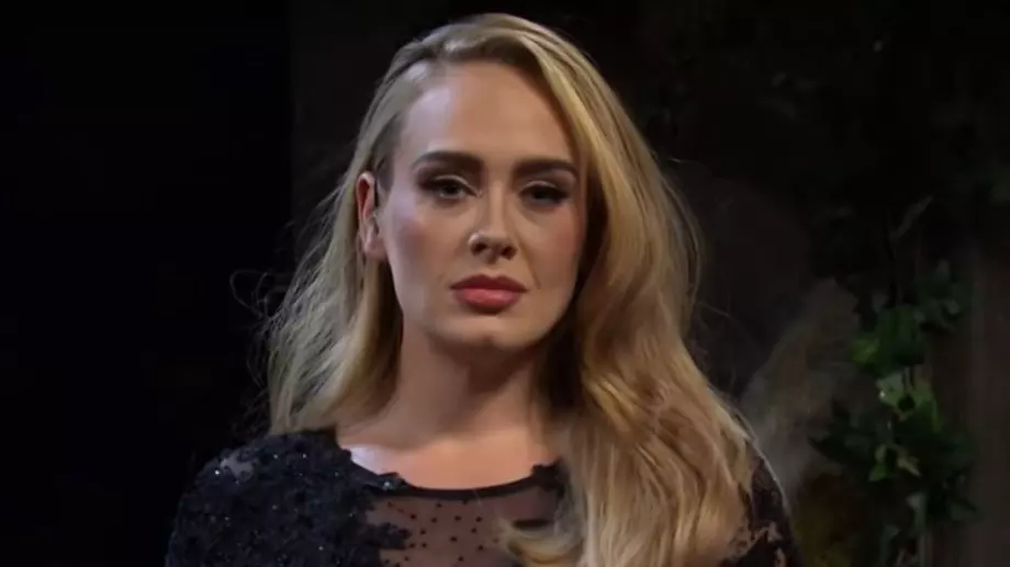 Адел за пръв път показа половинката си (СНИМКА)