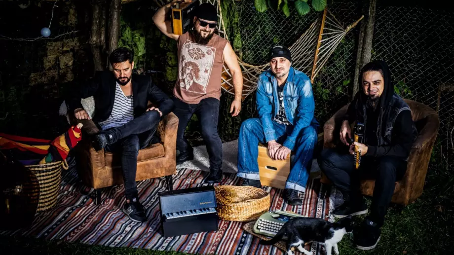 Винтидж звучене и анимиран хорър фикшън 18 + в  I Can’t Breathe – новия сингъл на Ме Аnd My Devil