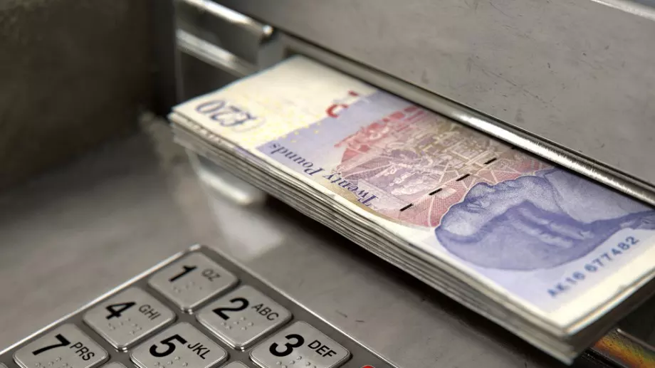 Къде ще експериментират с безусловен базов доход?