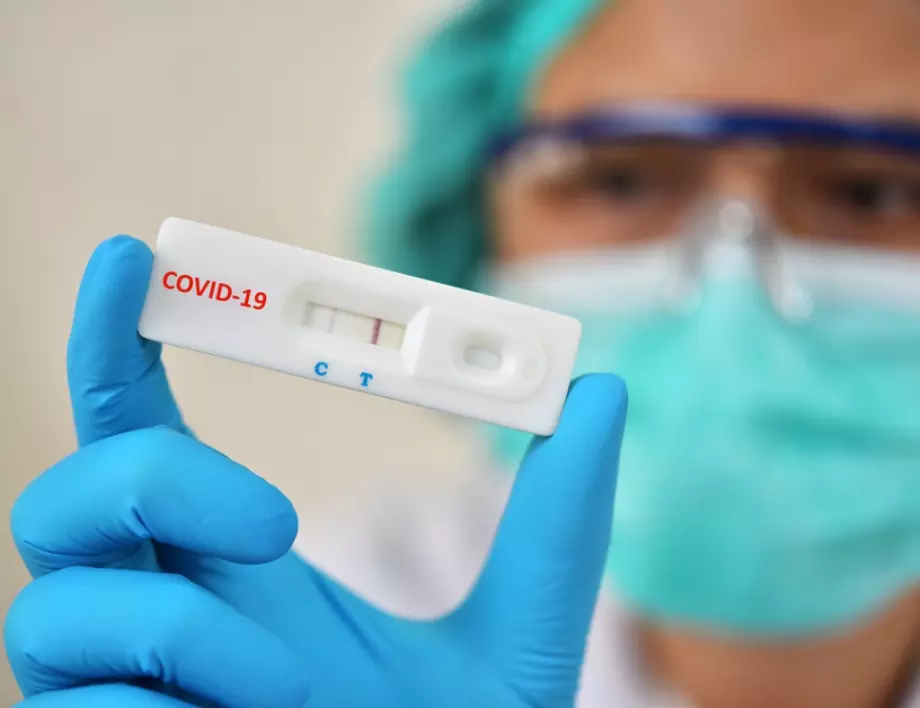 Седмичните данни за коронавируса: Влизаме в плато, но само според PCR статистиката