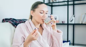 Трябва ли да пиете добавки като част от бюти рутината 