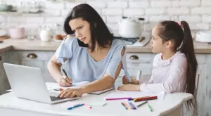 Как да работим успешно от вкъщи, когато семейството е у дома