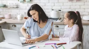  {{ otherArticle[0].article.title }} 