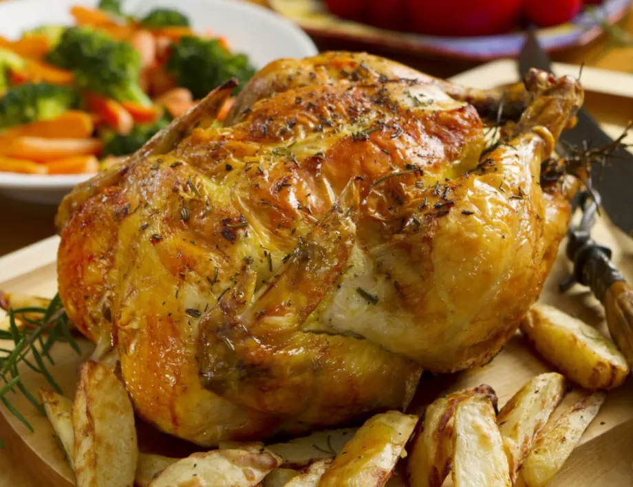 Това е тайната съставка за най-вкусното пилешко с картофи на фурна