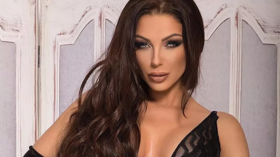 Емануела не знаела, че бившето ѝ гадже Мартин Елвиса е милионер