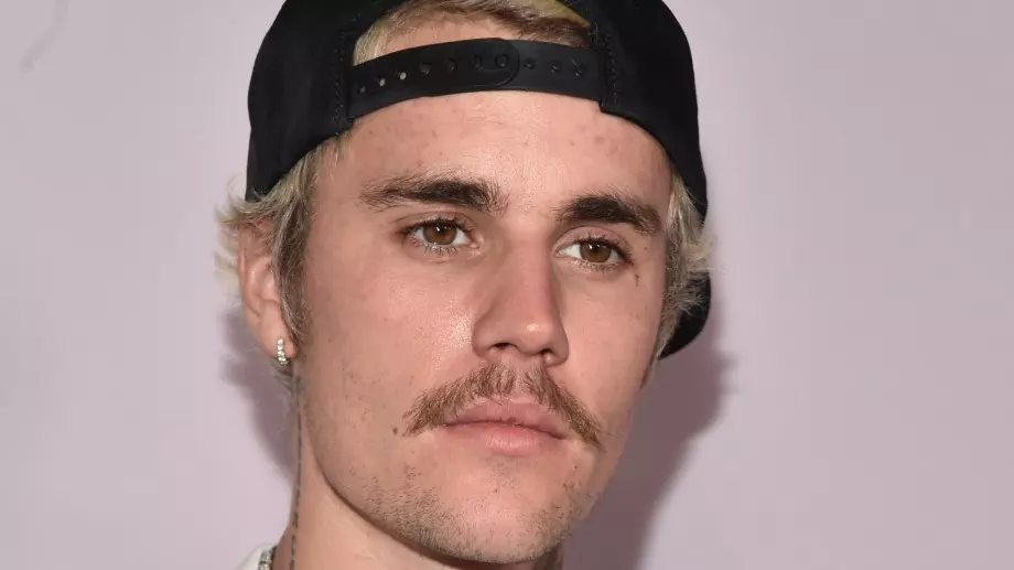 Джъстин Бийбър е с коронавирус, отлага концерти 