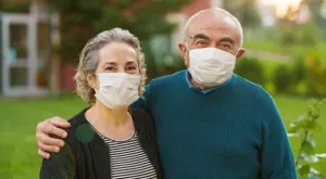 Над 100 000 пенсионери вземат около и над 1000 лв.