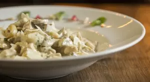 Класическа рецепта за пиле Жулиен