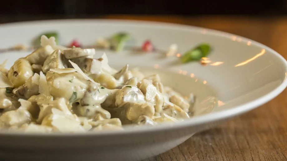 Класическа рецепта за пиле Жулиен