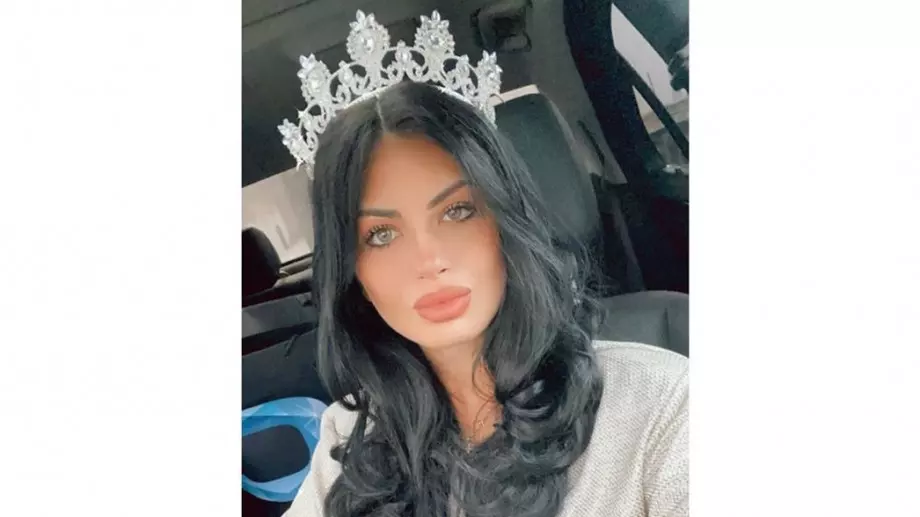 Вижте Мис България 2020 преди корекцията на устните (СНИМКИ)